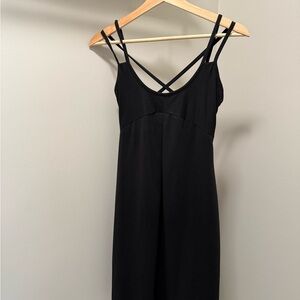 Black Strappy black dress- Sleek Crossback Detail